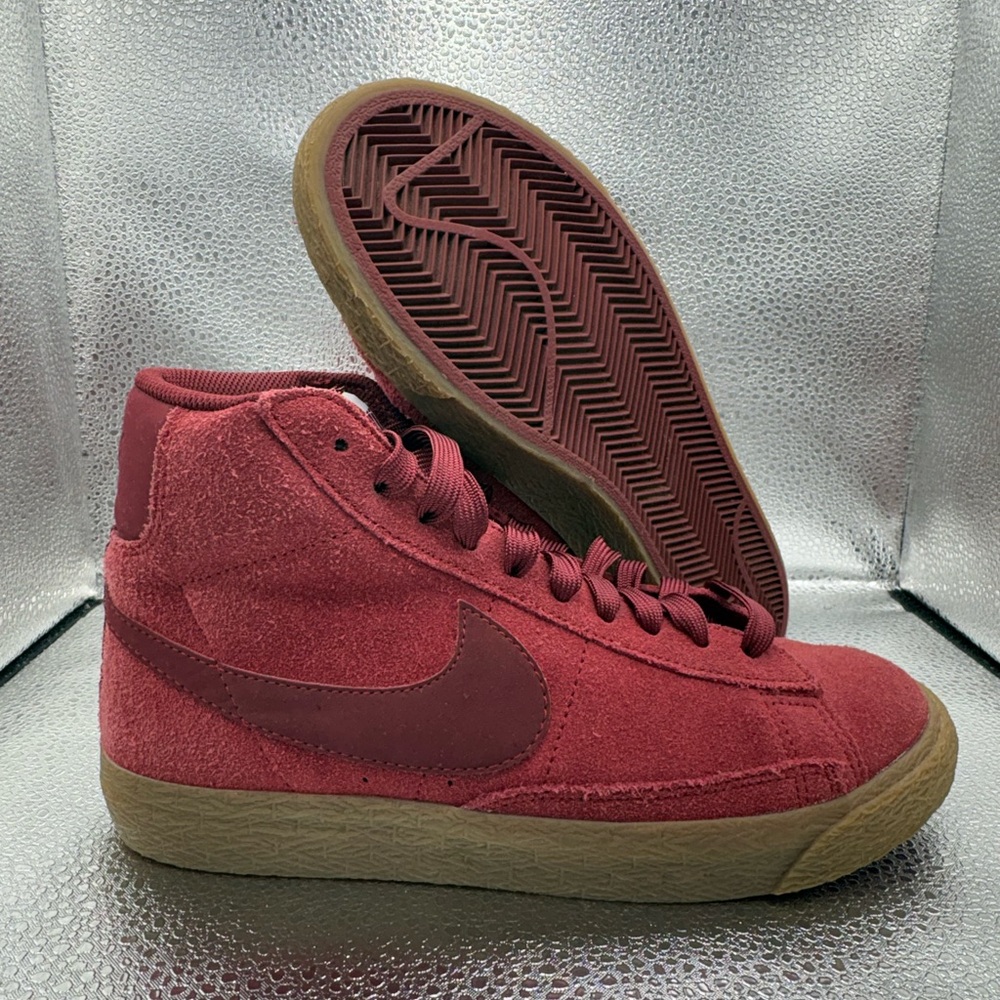 Nike Blazer MID (GS) 5 Y Suede Team Red/Team Red-White 895850 601